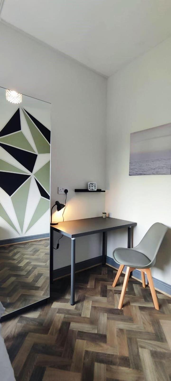 Gorton Mount Hotel Manchester Bilik gambar